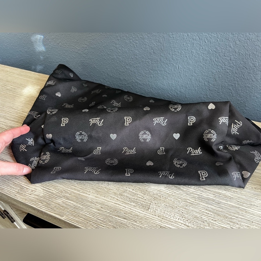 PINK Victoria's Secret Black and Gray Heart Large Tote - Picture 3 of 8